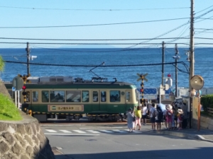 kamakura railroad crossing