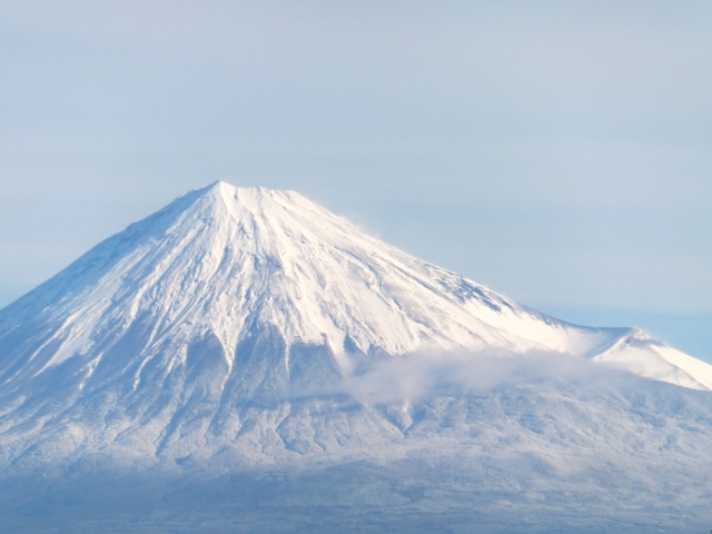 Japan crossing tour to enjoy Mt. Fuji from close range
